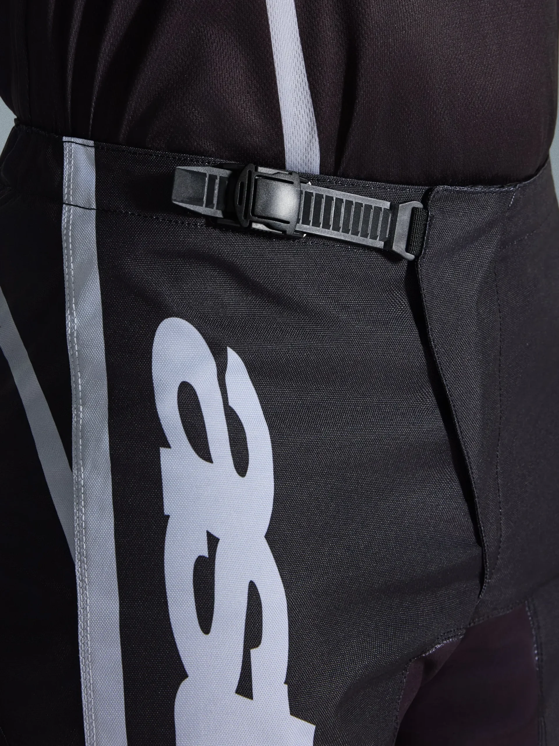 Pantalon Fluid Apex 2026