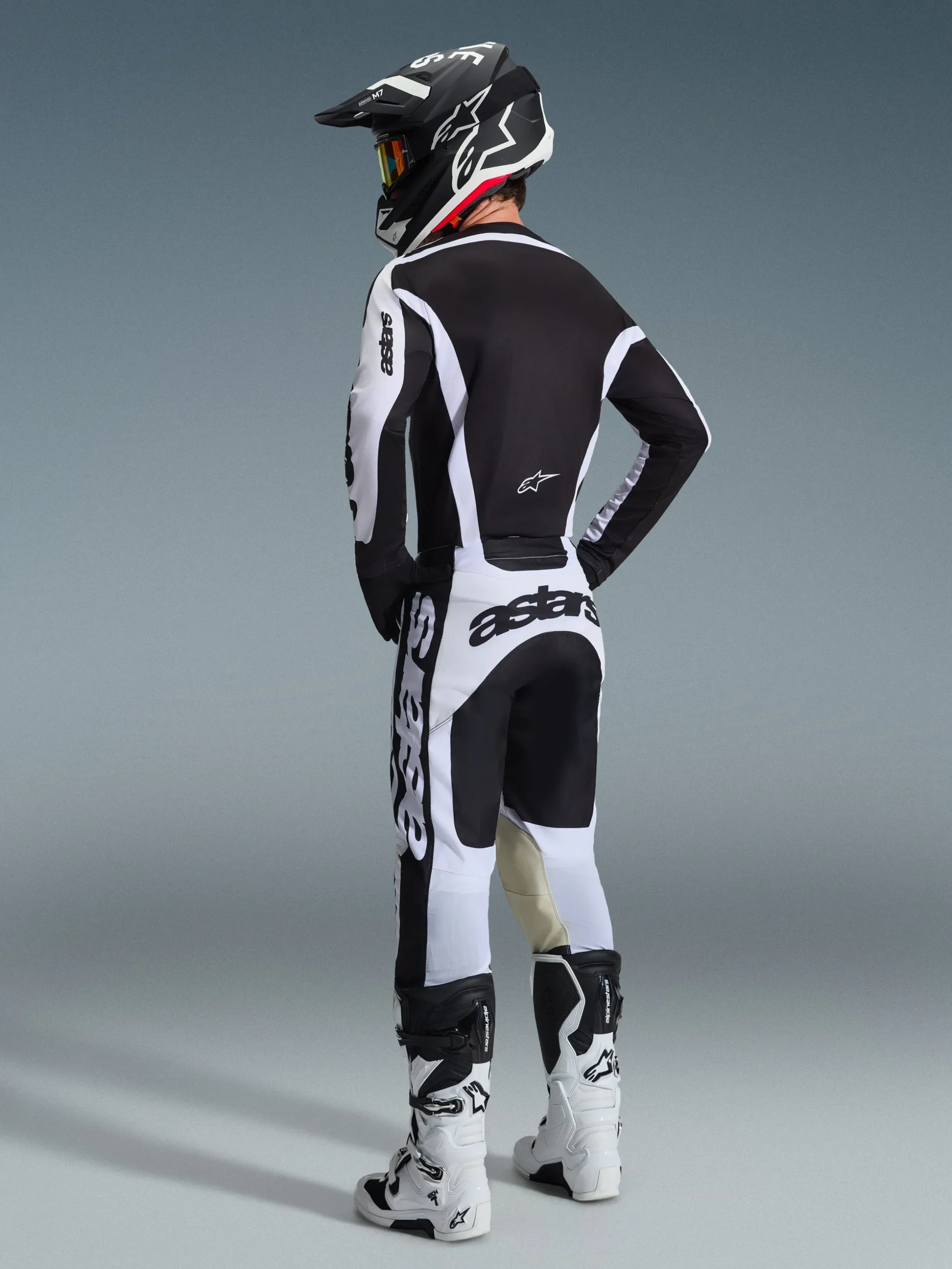 Tenue Complète Racer Riway 2026