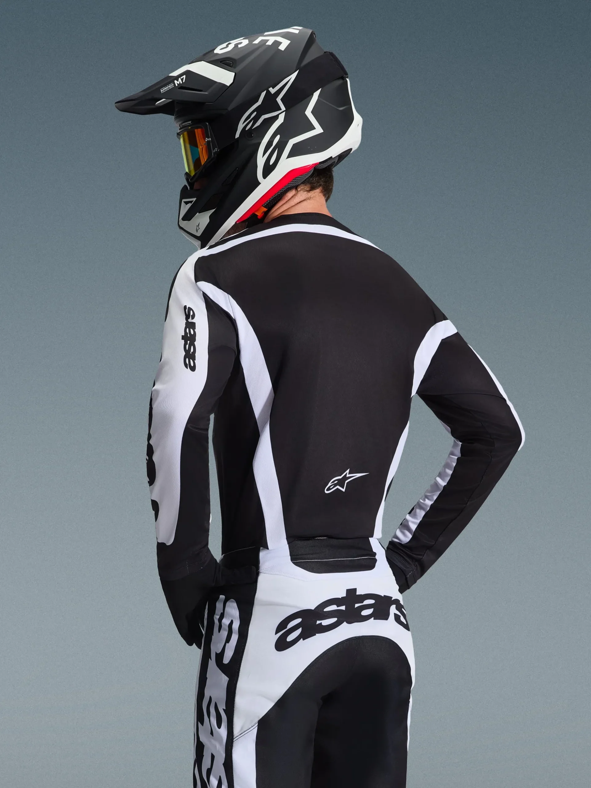 Tenue Complète Racer Riway 2026