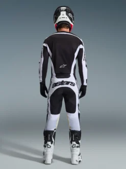 Tenue Complète Racer Riway 2026