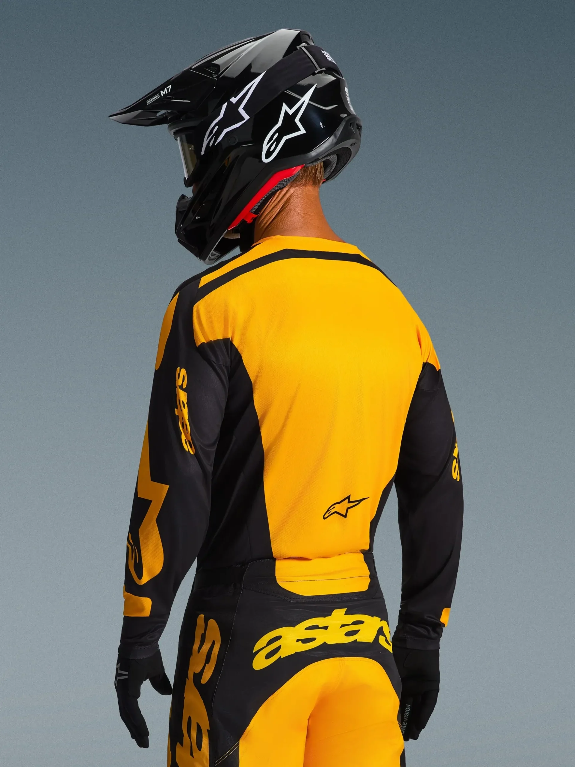 Tenue Complète Racer Riway 2026