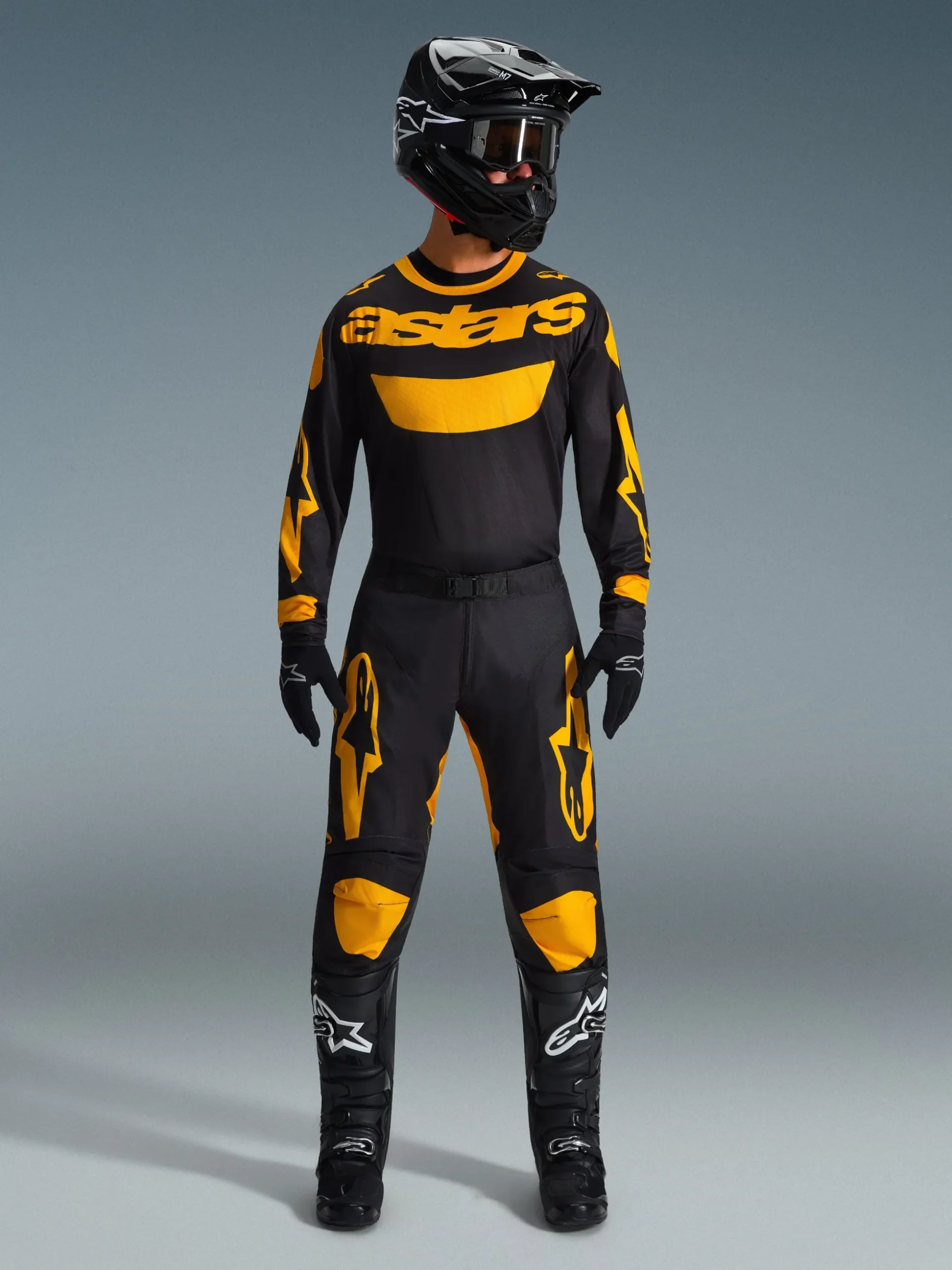 Tenue Complète Racer Riway 2026