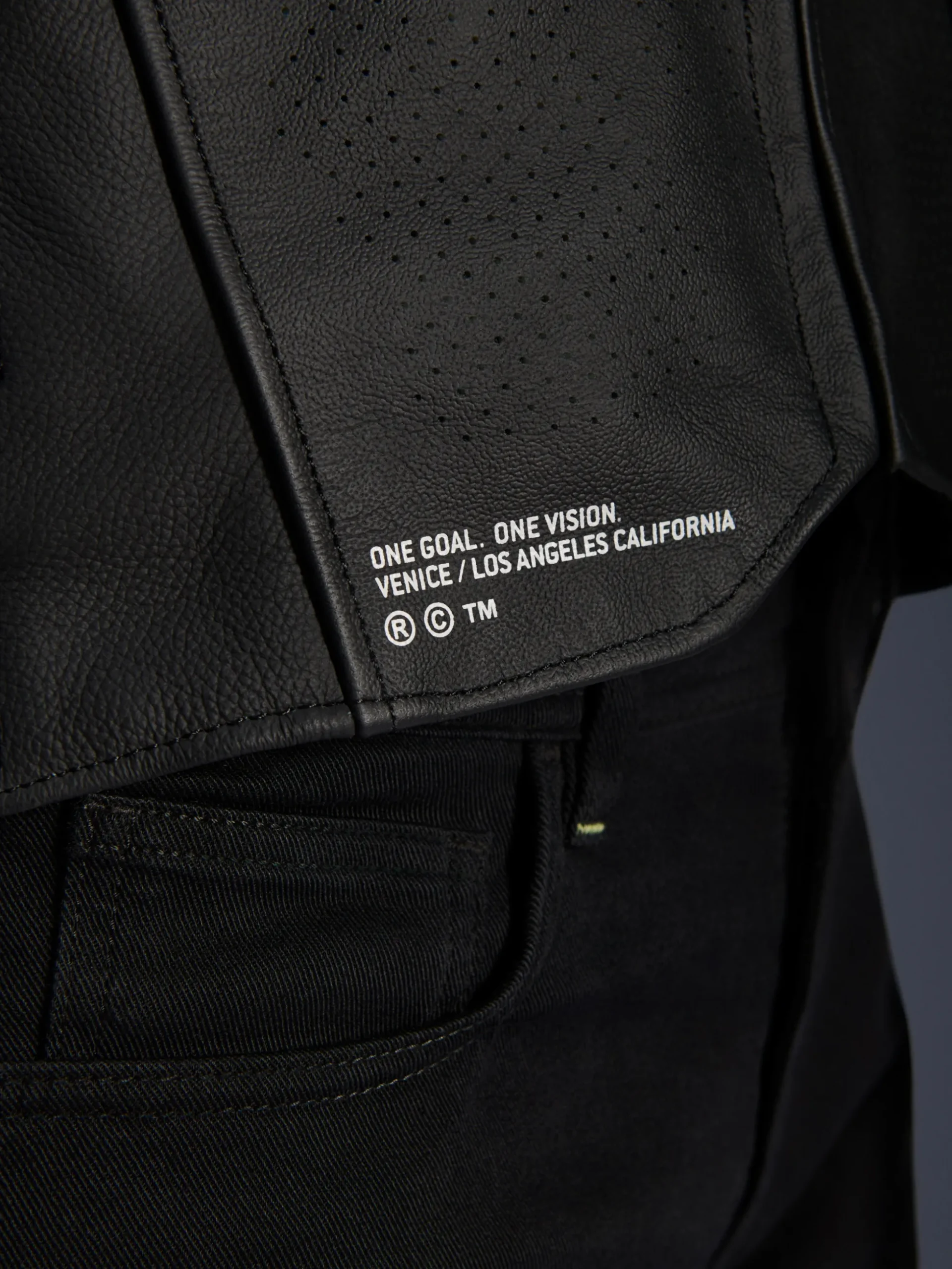 Veste En Cuir Atem V5